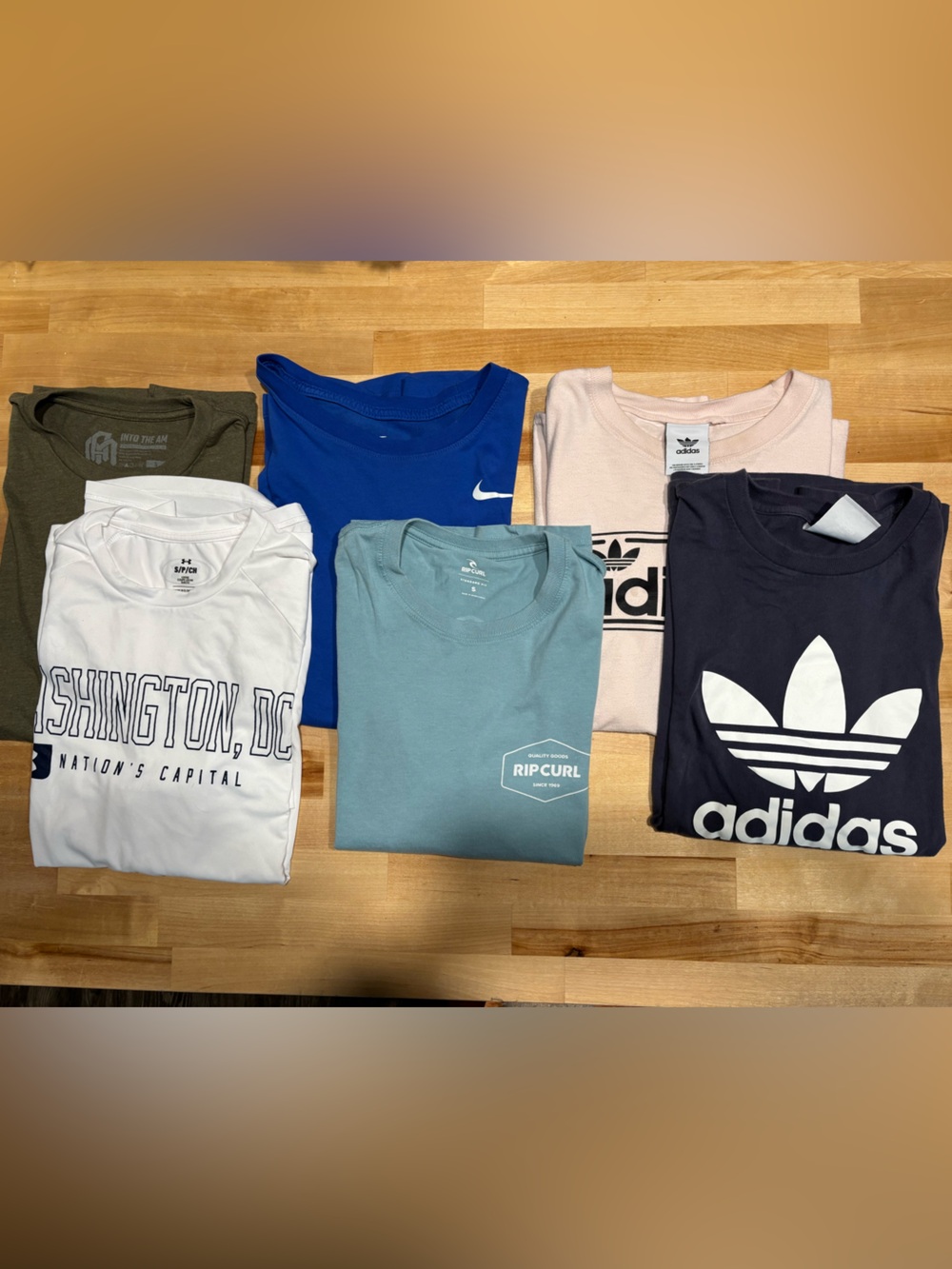 6 Tee shirt bundle- Men’s Small